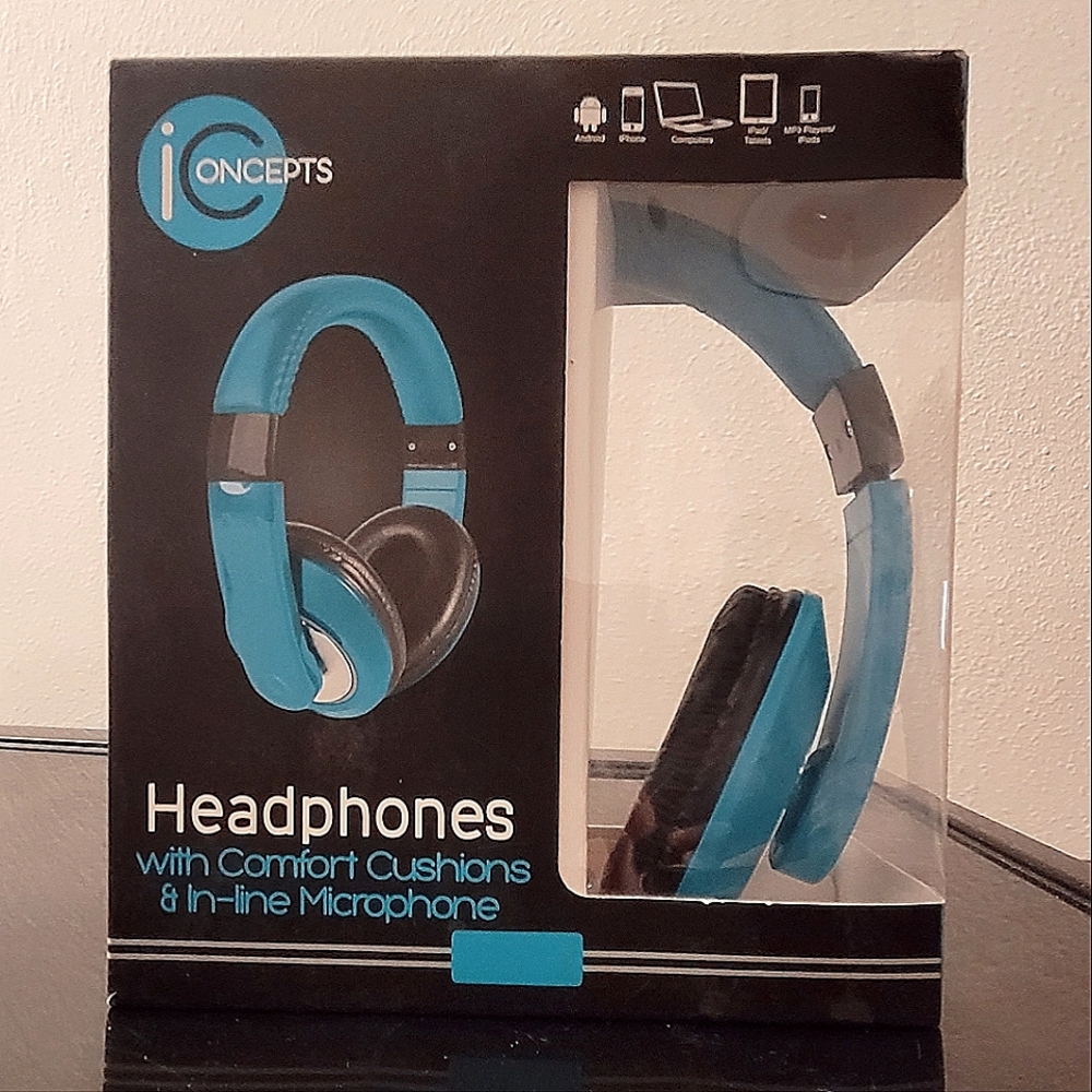 IConcepts Blue Headphones with Comfort Cushions & In Line Microphone NWOT